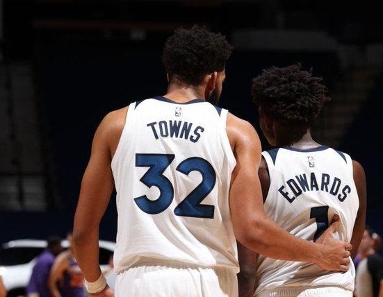 爱德华兹当选周最佳球员，森林狼终结快船连胜  